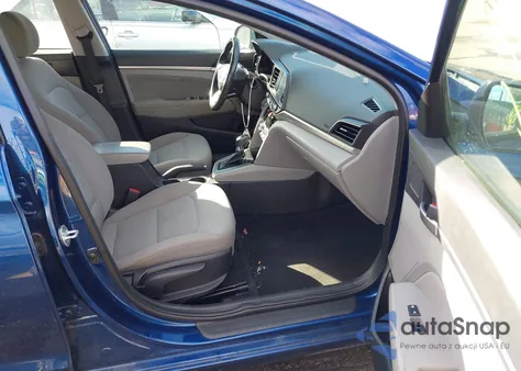 2019 Hyundai Elantra Value Edition z USA, uszkodzony, nr VIN 5NPD84LF4KH404068